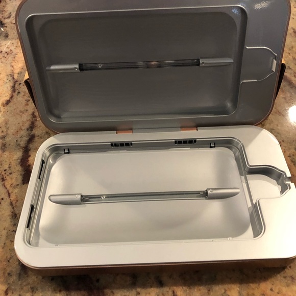 Gold PhoneSoap v.3 - Picture 4 of 7